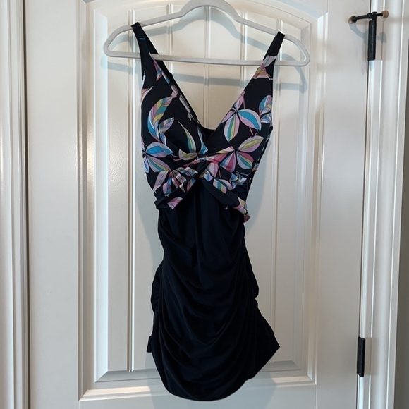 Profile by Gottex plus swim dress swimsuit flattering slimming 20W runs small - Picture 2 of 12